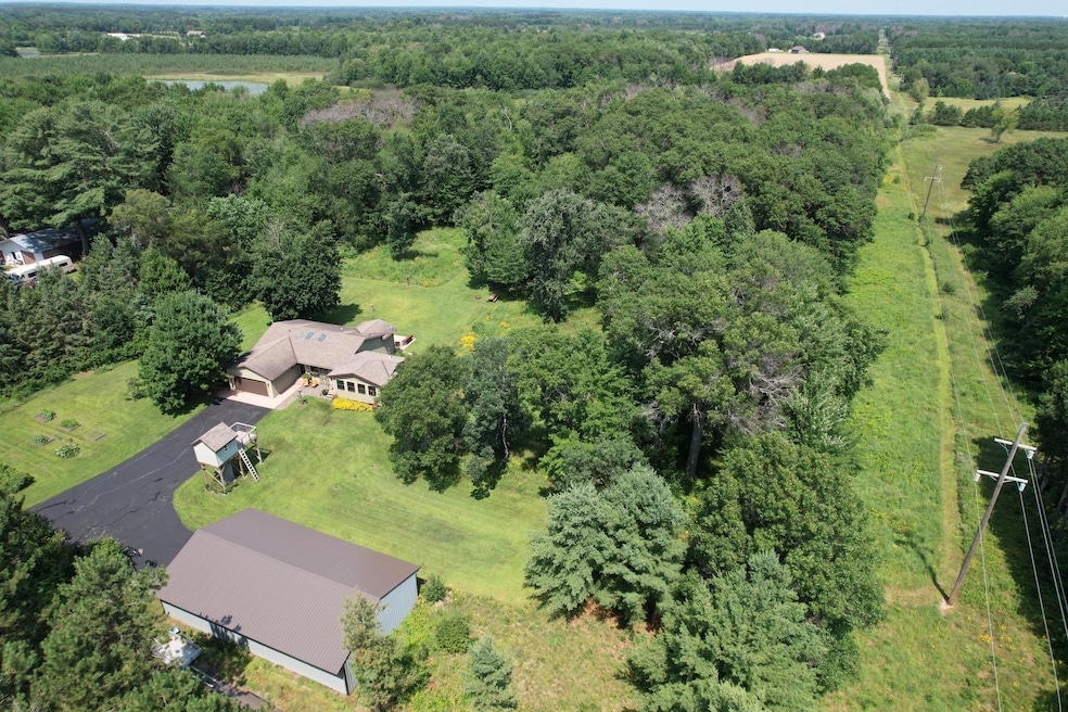 4748 Athens Trail, North Branch, MN 55056 - photo 1