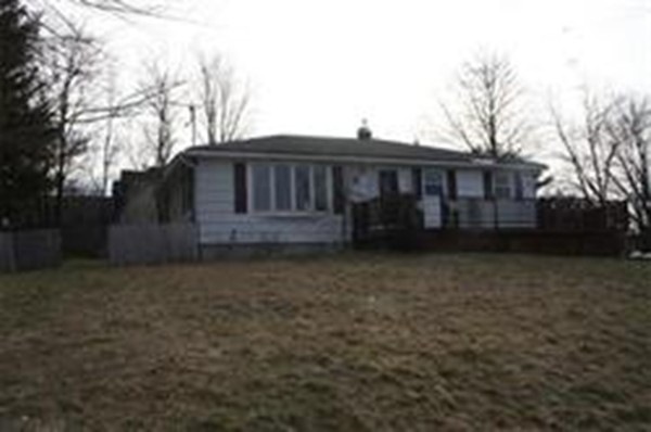 8 Rockwell Ave, Dracut, MA 01826 - photo 1