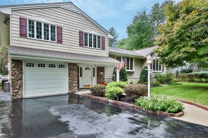 767 Scott Dr, Rivervale, NJ 07675 - photo 1