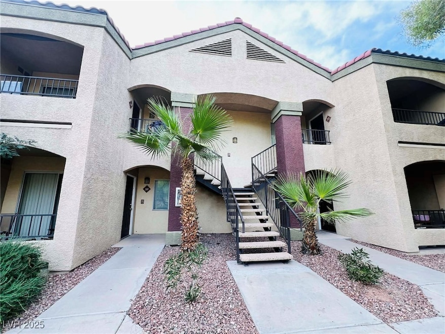 7885 W Flamingo Rd unit 2170, Las Vegas, NV 89147 - photo 1