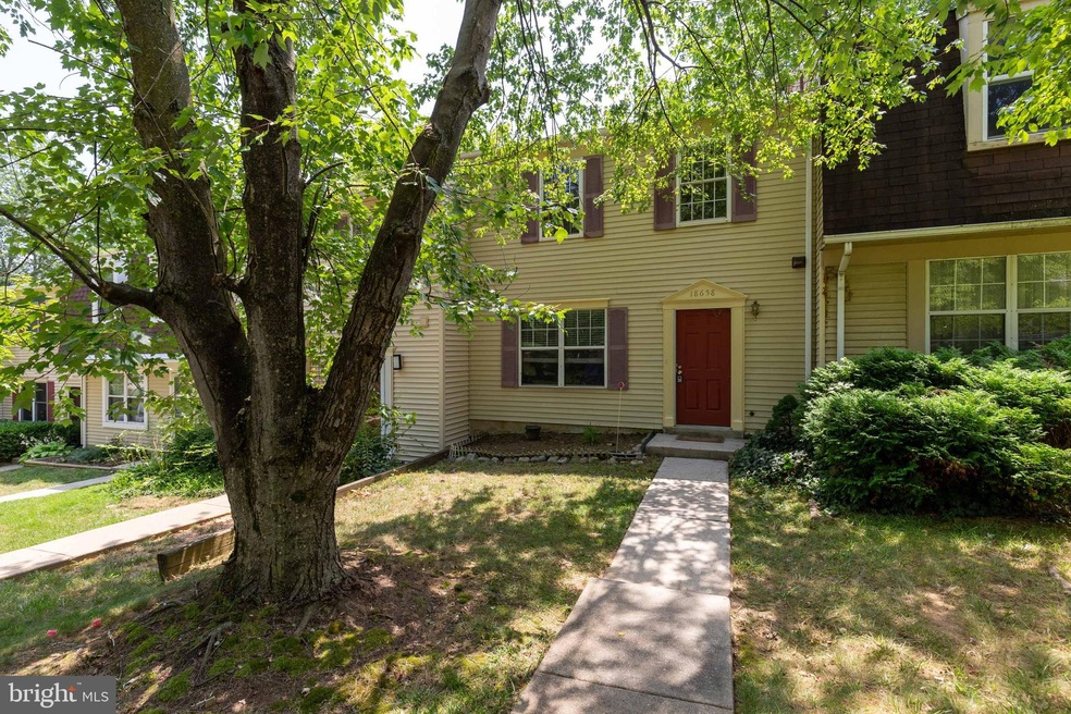 18658 Winding Creek Place, Germantown, MD 20874 - photo 1