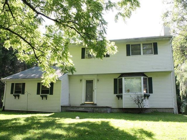 5 Allison Dr, Pawling, NY 12564 - photo 1