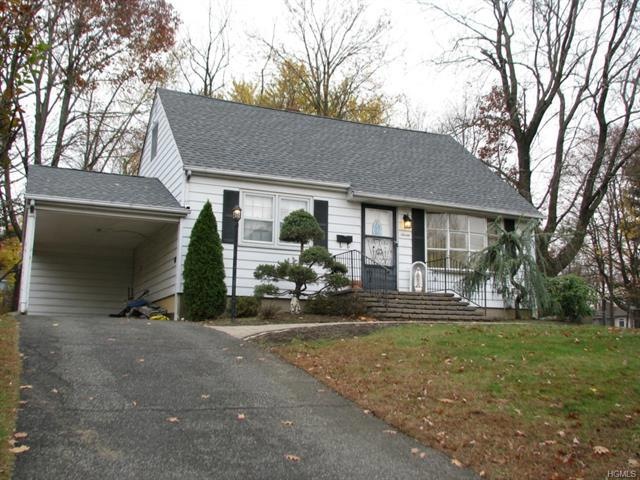 7 Crescent Ln, Nanuet, NY 10954 - photo 1