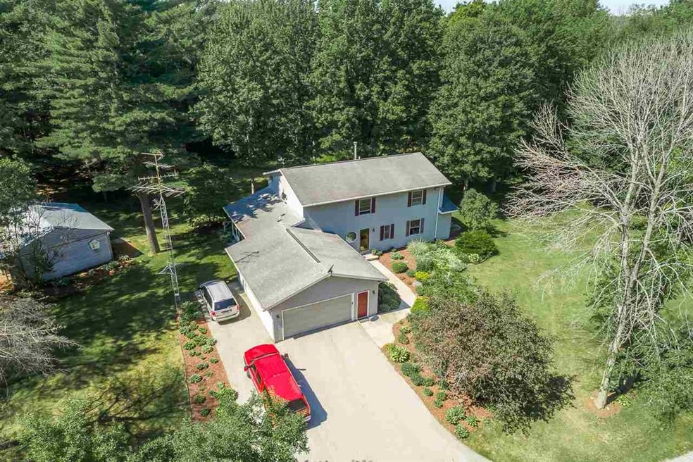 3878 E Hubbard Rd, Midland, MI 48642 - photo 1