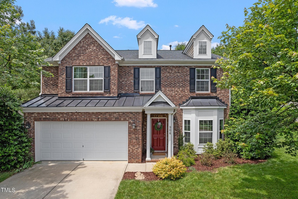 904 Blue Thorn Drive-01