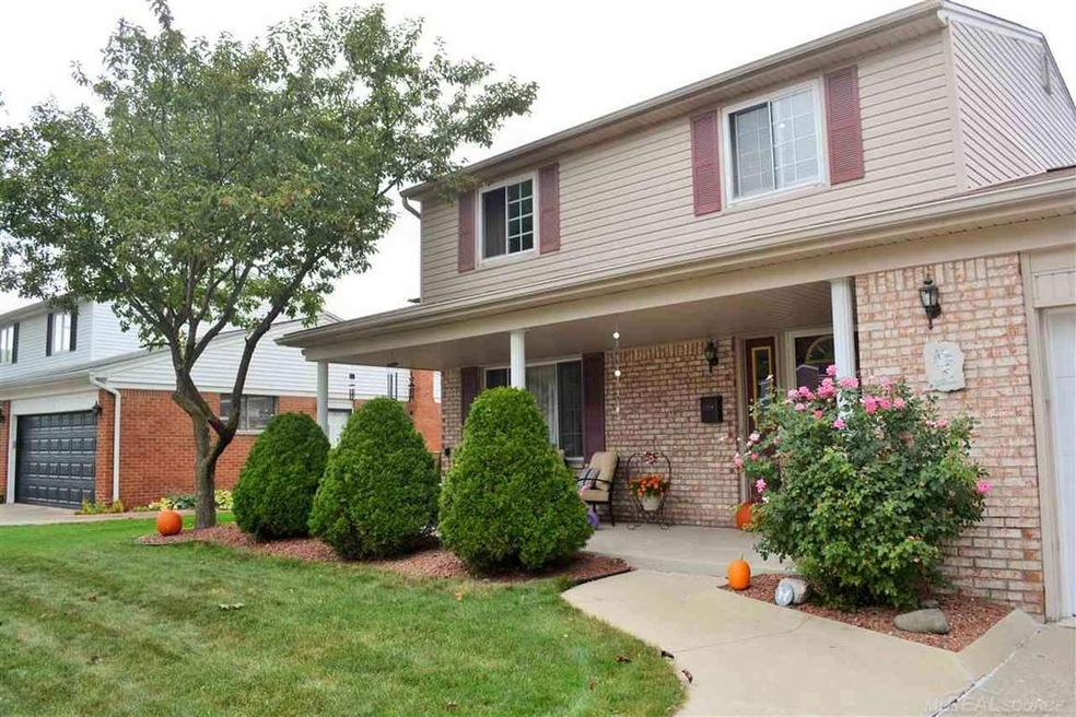 MOVE RIGHT IN! THIS IS NOT YOUR TYPICAL COLONIAL. 