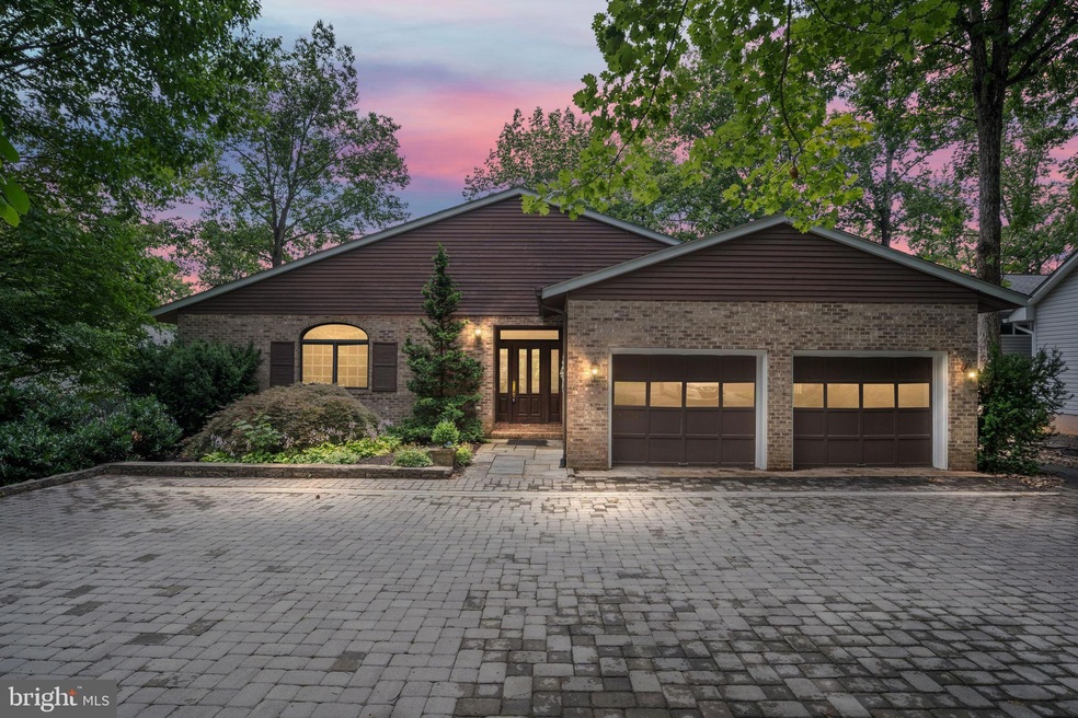 216 Mt Pleasant Dr, Locust Grove, VA 22508 - photo 1