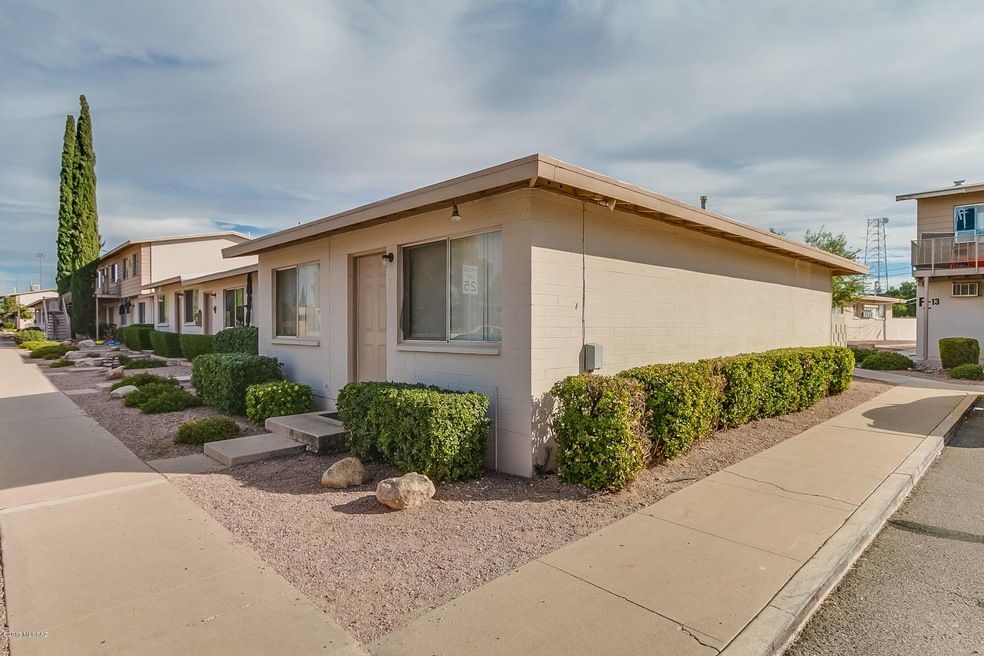 1402 E Manlove St unit 7, Tucson, AZ 85719 - photo 1