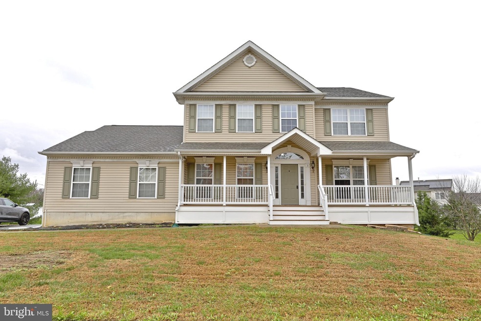 3 Monarch Dr, Burlington, NJ 08016 - photo 1