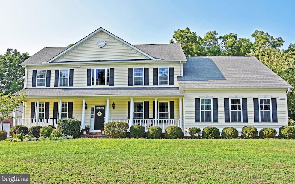 22902 S Pembrook Dr, Hollywood, MD 20636 - photo 1