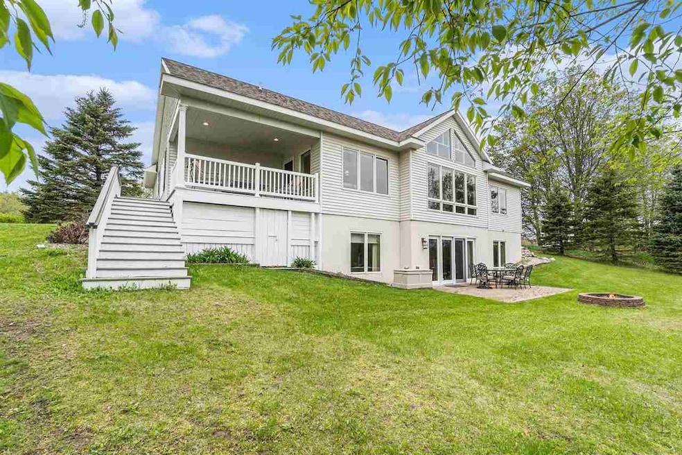 9030 Sugar Tree Ln, Charlevoix, MI 49720 - photo 1