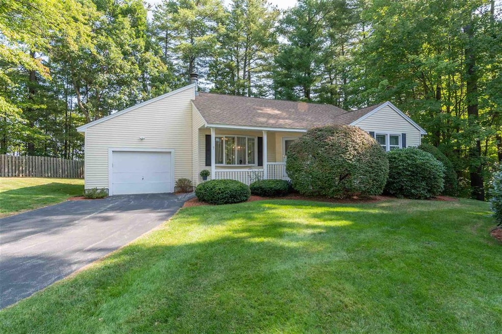 7 Meghan Dr unit U22, Nashua, NH 03063 - photo 1