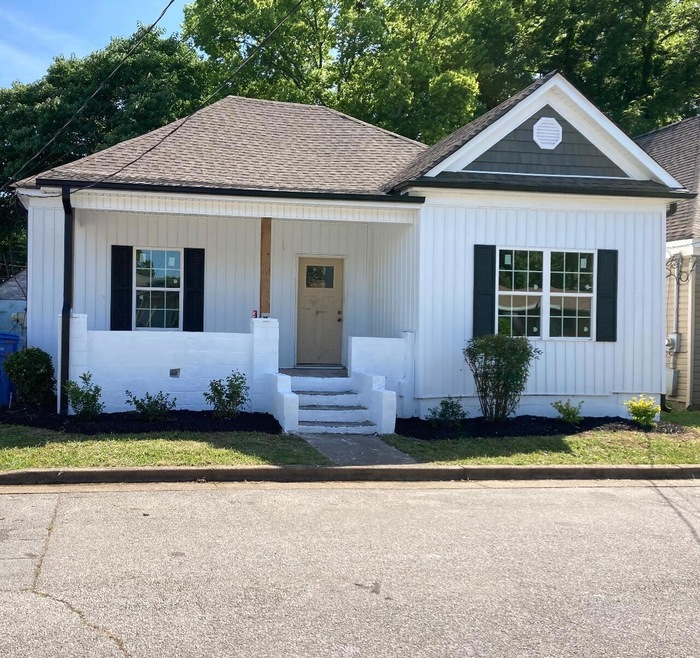 2122 Cleveland Ave, Chattanooga, TN 37404 - photo 1