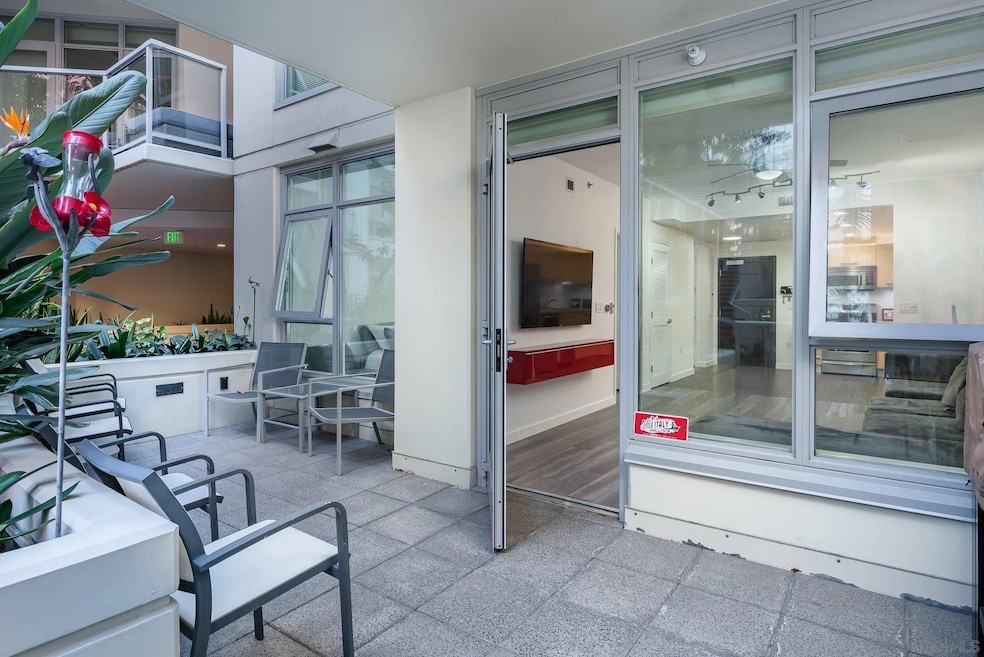 Breeza unit 113, San Diego, CA 92101 - photo 1