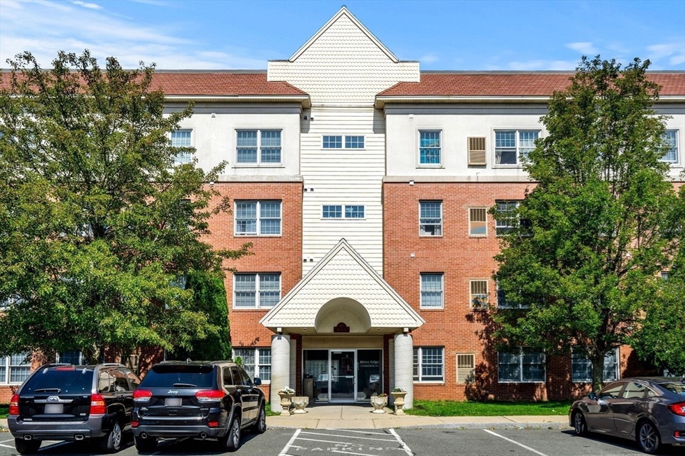 20 Heaths Ct unit 104, Lynn, MA 01905 - photo 1