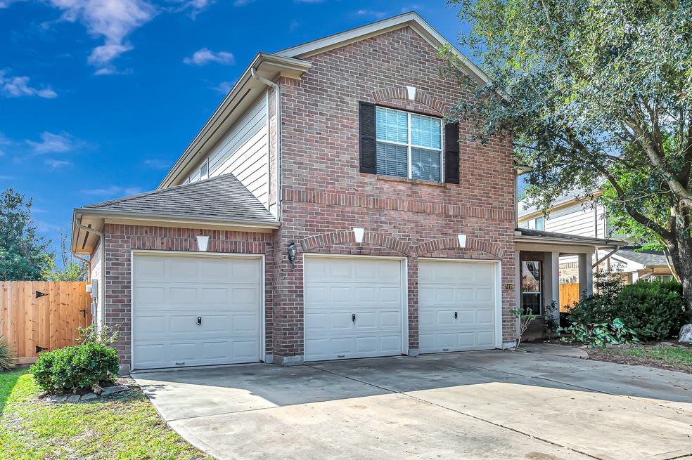 7419 Sheffield Bend Ct, Houston, TX 77095 - photo 1