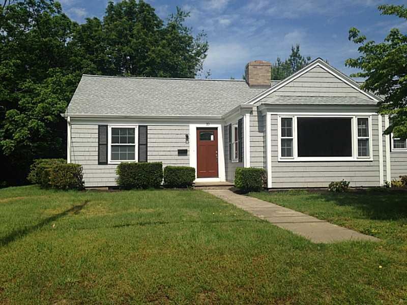 10 Angell Ave, Cranston, RI 02920 - photo 1