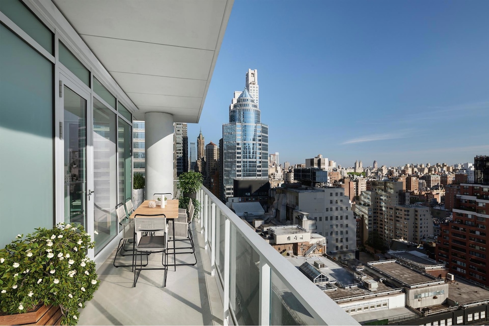 For Sale $3,495,000 • Co-Listing Agent