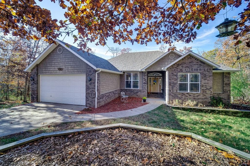 Beautiful home in Southeast Bella Vista!