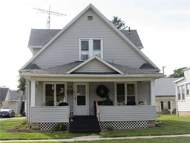 226 N Elm St, Woodville, OH 43469 - photo 1