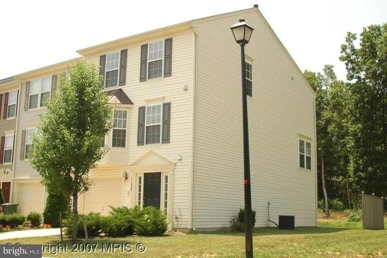 11226 Gander Ct, Fredericksburg, VA 22407 - photo 1