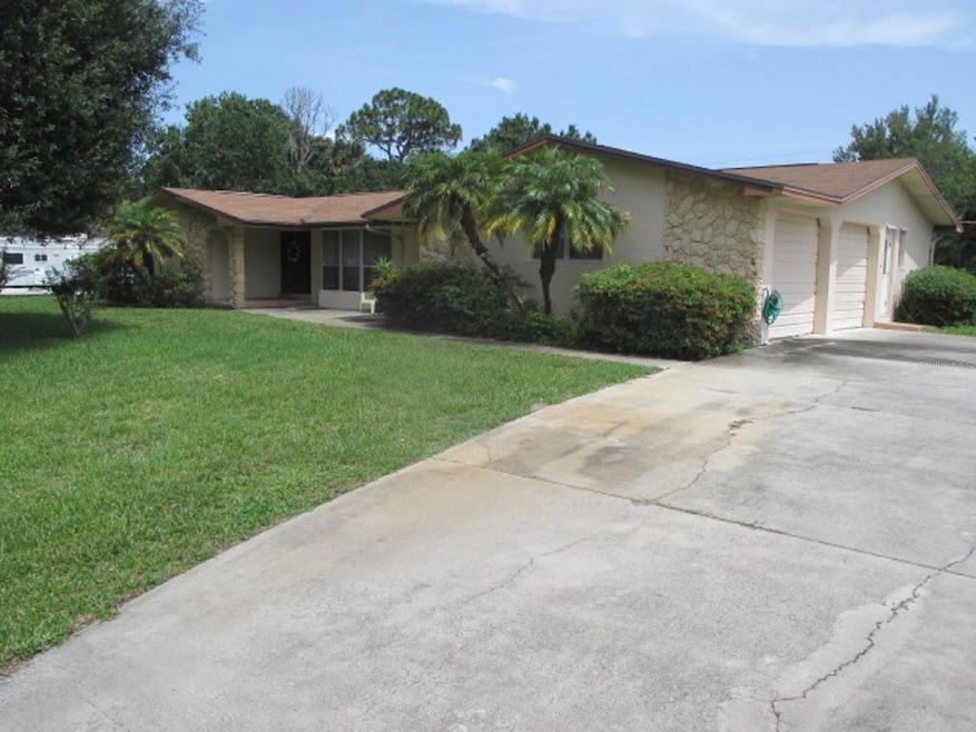 2706 NE 6th Ct, Okeechobee, FL 34972 For Sale