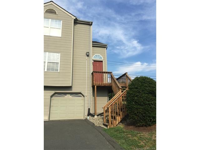 10 Taft Point unit 11, Waterbury, CT 06708 - photo 1