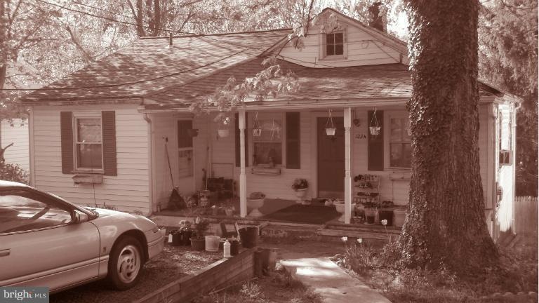 123A E Deer Park Dr, Gaithersburg, MD 20877 - photo 1