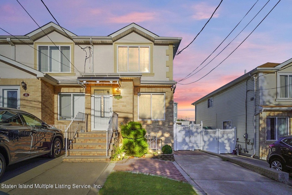 27 Austin Ave, Staten Island, NY 10305 - photo 1