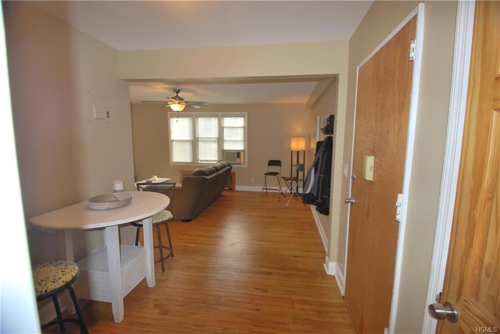 8 Winchester Ave unit 1B, Yonkers, NY 10710 - photo 1