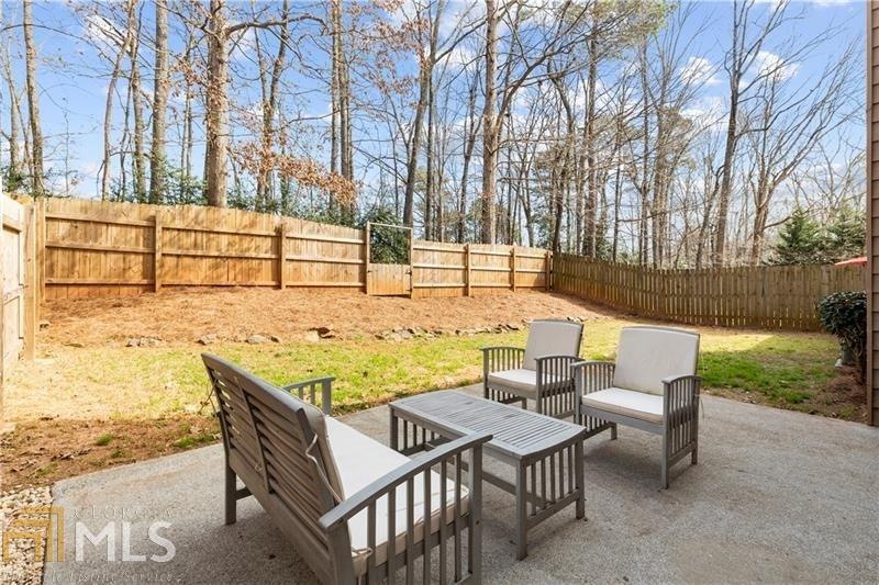 110 Lakeview Ridge E, Roswell, GA 30076 - photo 1