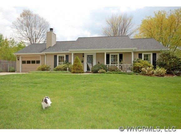 9 Aspen Ct, Asheville, NC 28806 - photo 1