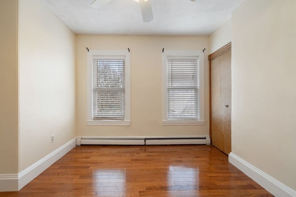 718 Cambridge St unit 3, Cambridge, MA 02141 - photo 1