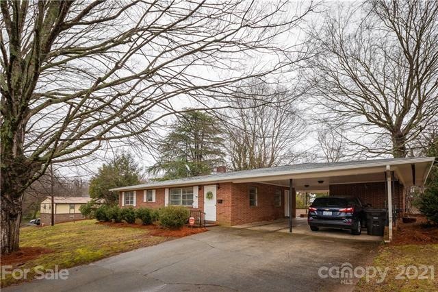 327 Holland Dr, Statesville, NC 28677 - photo 1