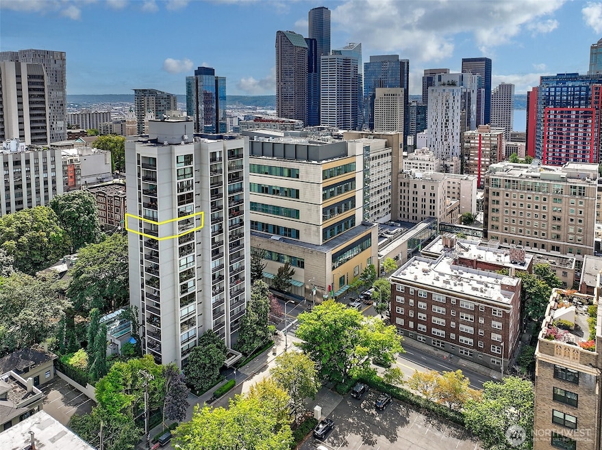 For Sale $559,000 • Co-Listing Agent