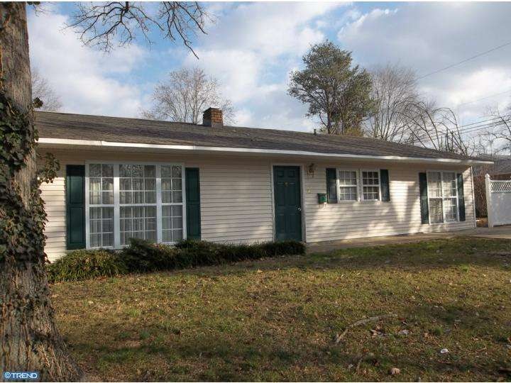 10 Curry Ln, Newark, DE 19713 - photo 1