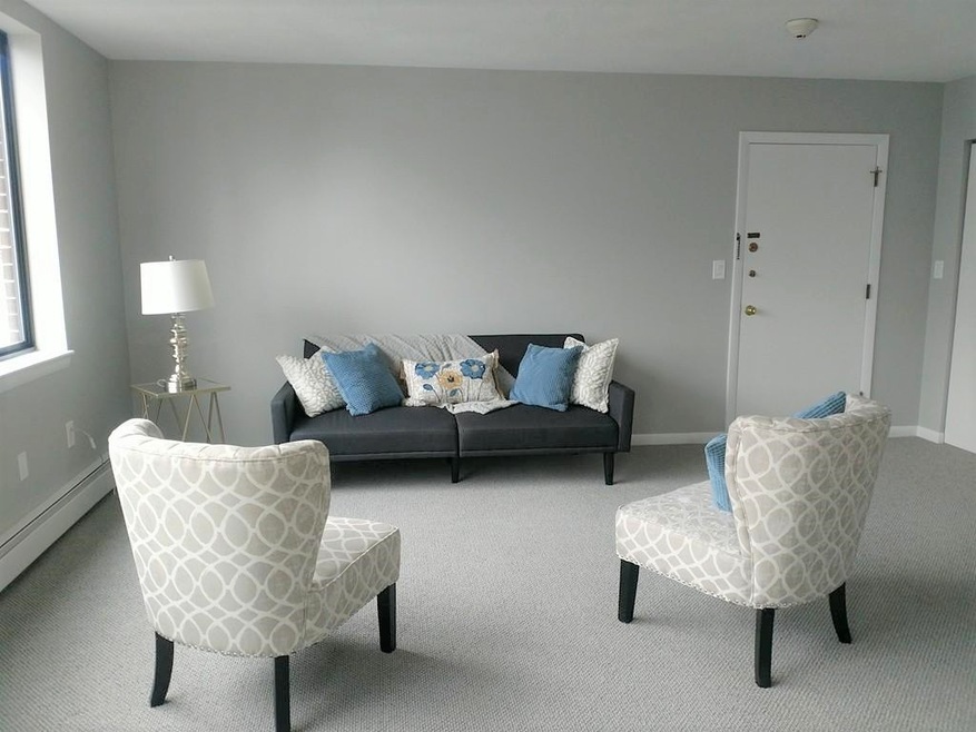 935 Washington St unit 3, Newtonville, MA 02460 - photo 1