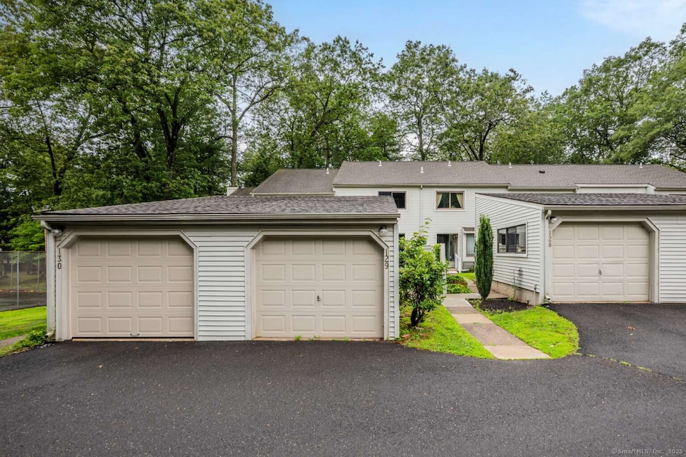 129 Farmington Chase Crescent unit 129, Farmington, CT 06032 - photo 1