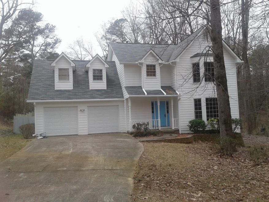 8661 Twin Oaks Dr, Jonesboro, GA 30236 - photo 1