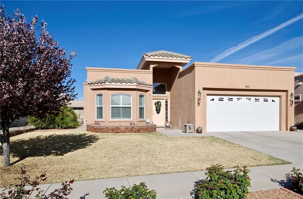 745 Desert Silver Dr, Horizon City, TX 79928 - photo 1