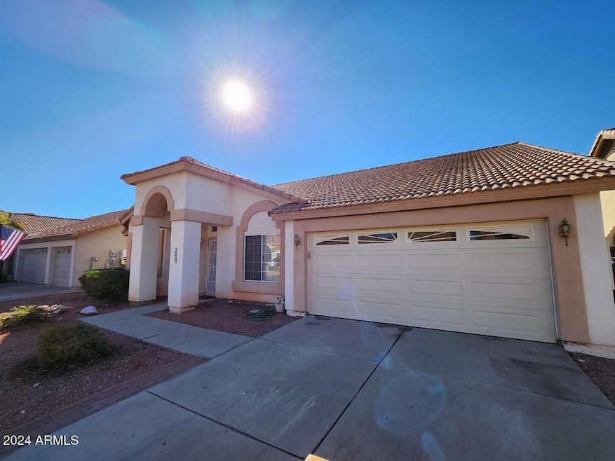 3853 W Calle Lejos, Glendale, AZ 85310 - photo 1