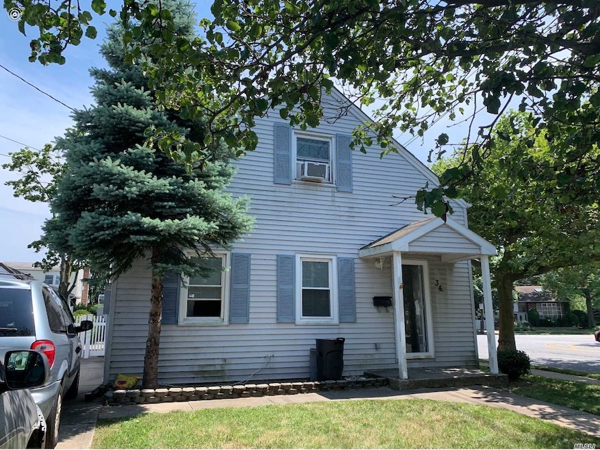 34 Shine Place, Valley Stream, NY 11581 - photo 1