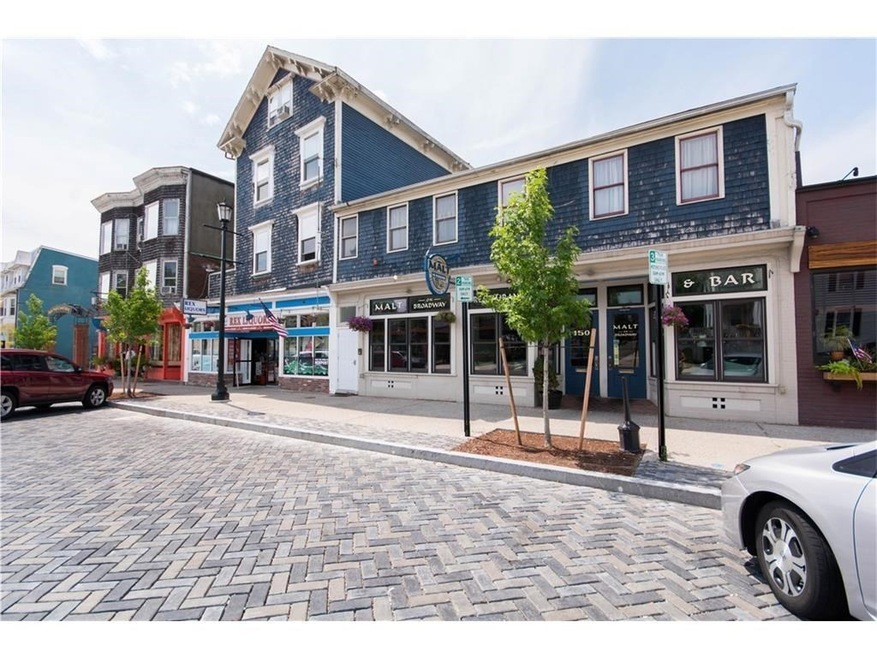 152 Broadway unit 6, Newport, RI 02840 - photo 1