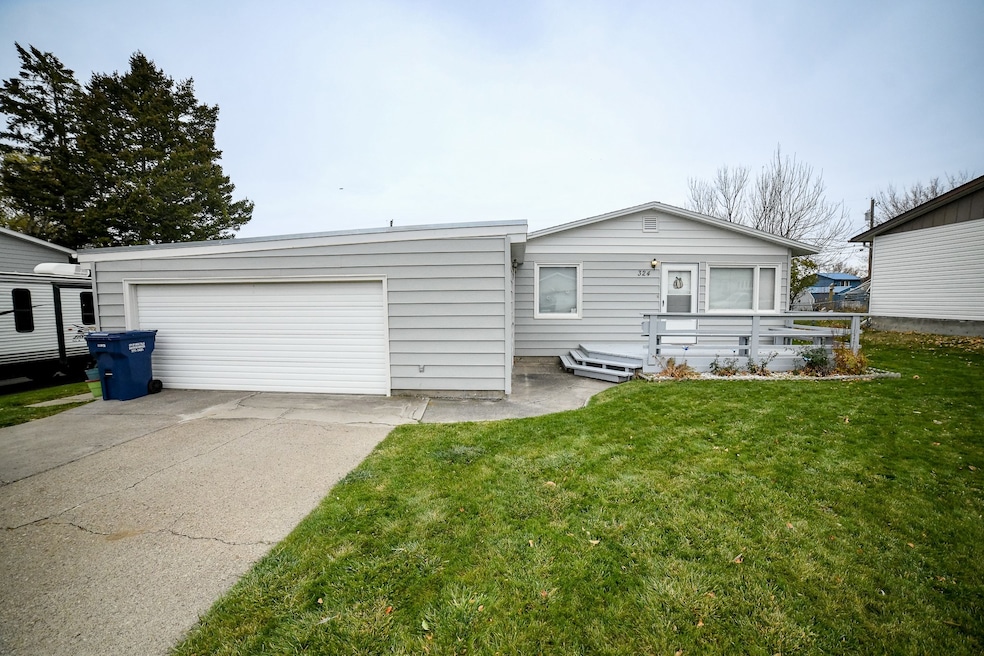 324 Riverview 4 W, Great Falls, MT 59404 - photo 1