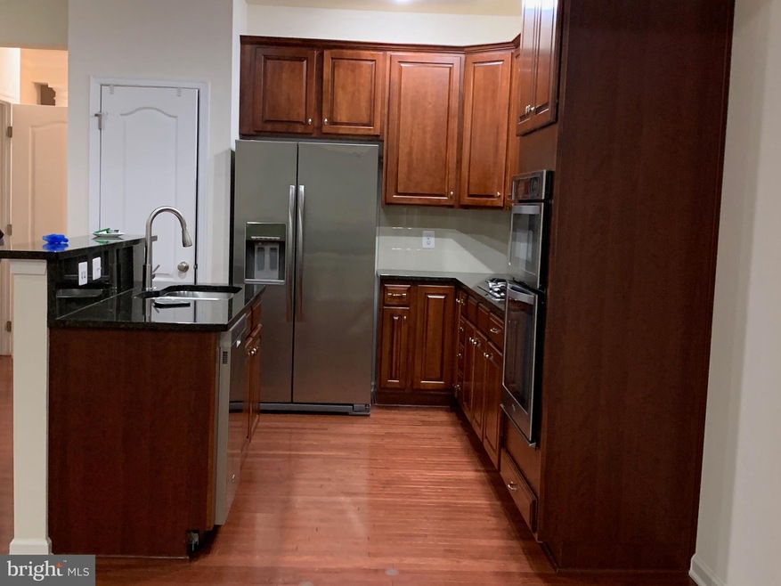 43276 Mitcham Square, Ashburn, VA 20148 - photo 1