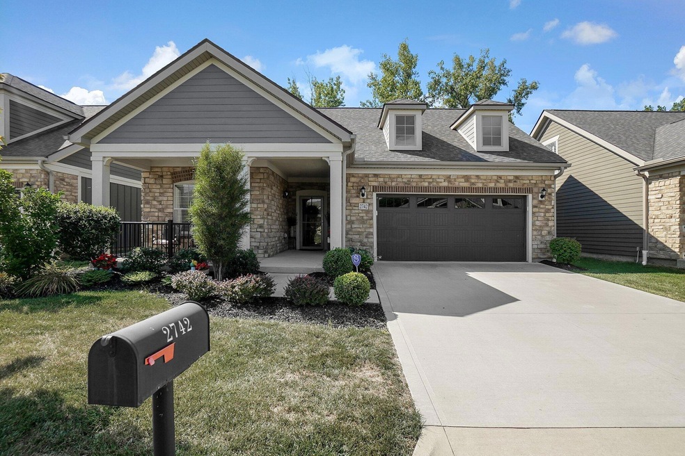 2742 Gardenview Loop