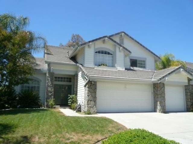 Nice curb appeal. Premium view lot. 3-car garage.