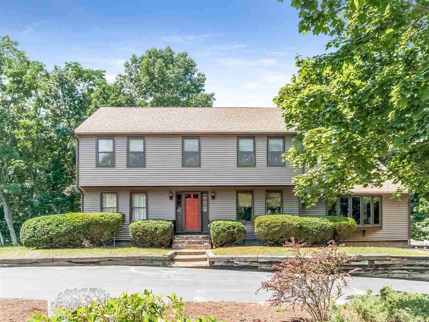 53 Sweet Hill Rd, Plaistow, NH 03865 - photo 1