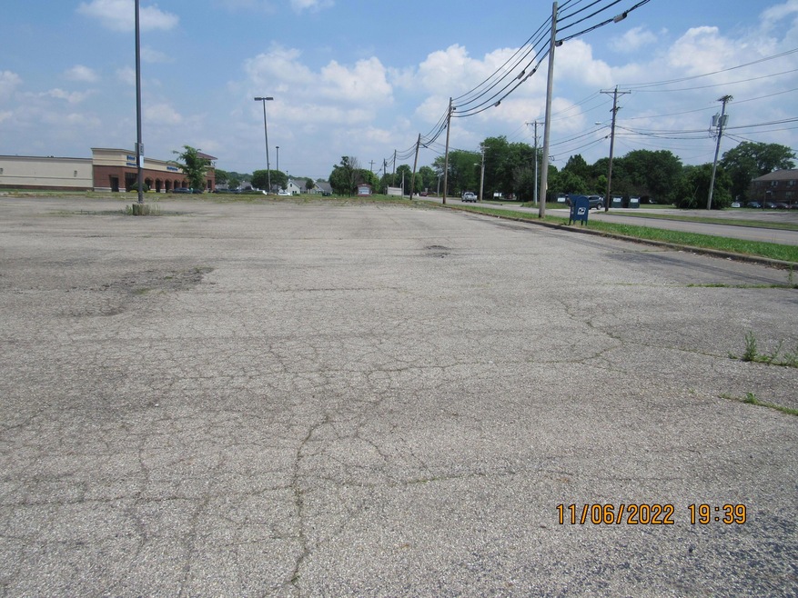 120 Morris Rd, Circleville, OH 43113 - photo 1