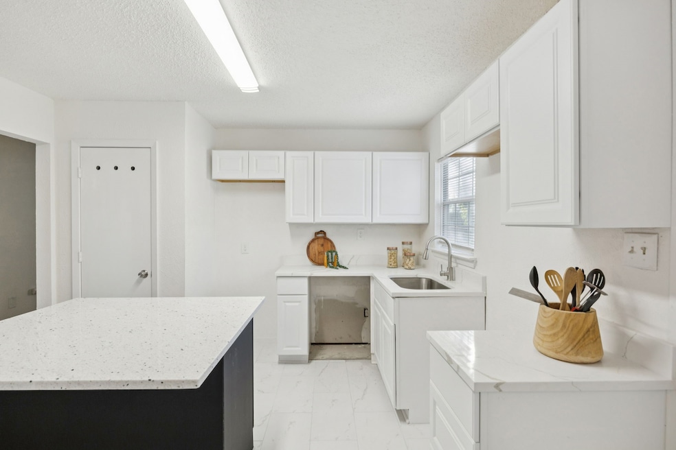 For Sale $229,000 • Co-Listing Agent